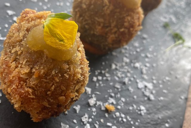 Restaurants Sidcup Bexley in Kent food wine tapas bar fresh British produce Spanish influence